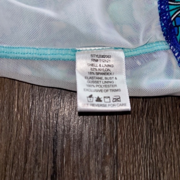 Assets Spanx size small One piece swimsuit great condition - Picture 10 of 11